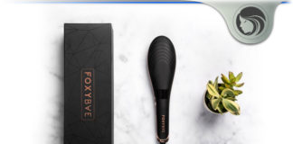 FoxyBae Rose Gold Straightening Hair Brush: Ceramic Tourmaline? FoxyBae Rose Gold Straightening Hair Brush